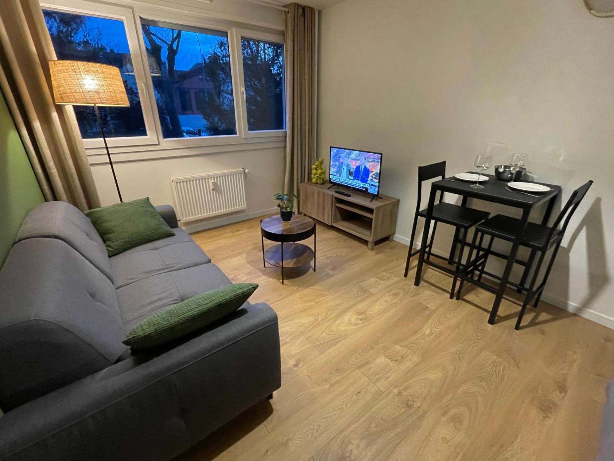 Le Wimbledon Appartement Chalon-sur-Saône Buitenkant foto