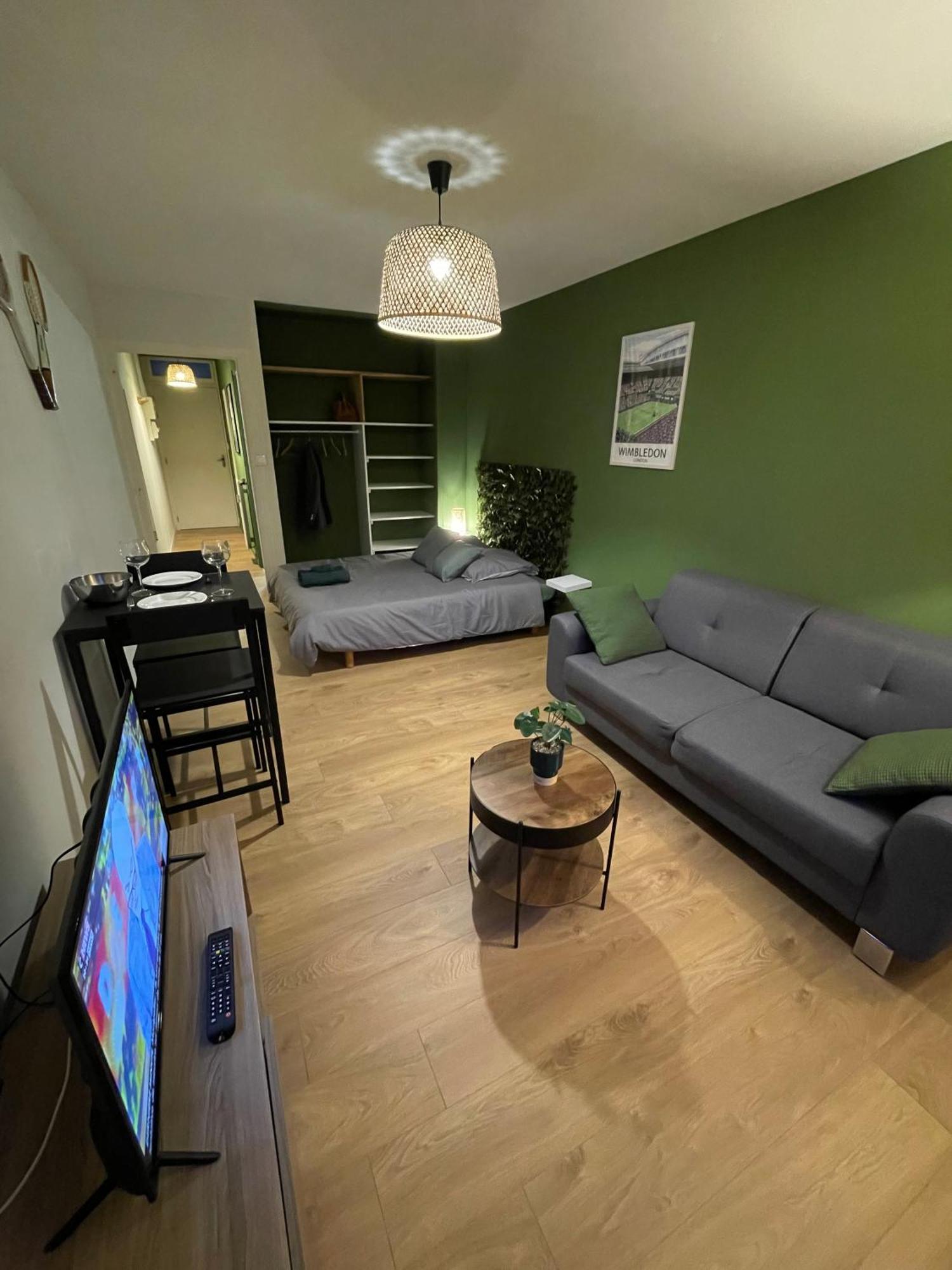 Le Wimbledon Appartement Chalon-sur-Saône Buitenkant foto